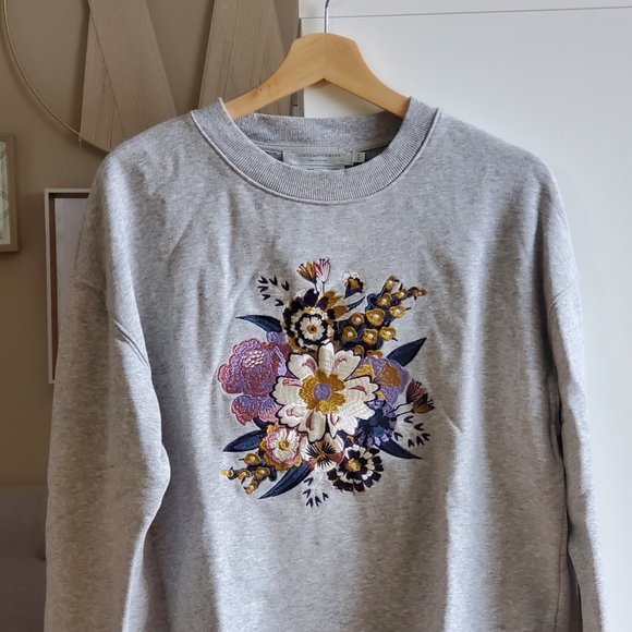 Contemporaine Floral Embroidered Sweatshirt Sz. Small - Picture 1 of 4